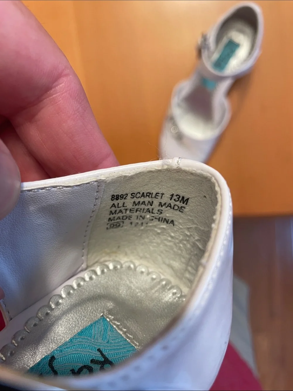 Girls white dress shoes